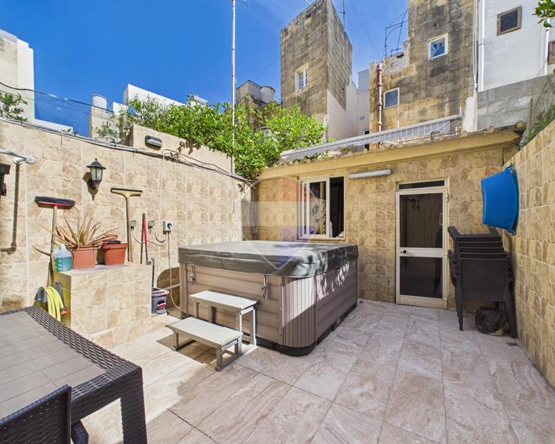 Maisonette - For Sale, Hamrun