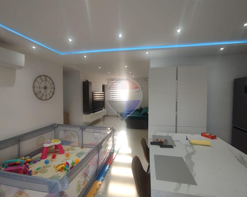 Apartment - For Sale - View 2