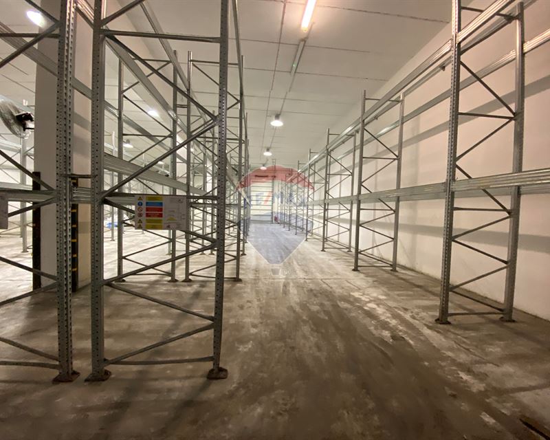 Warehouse in Burmarrad - View 5
