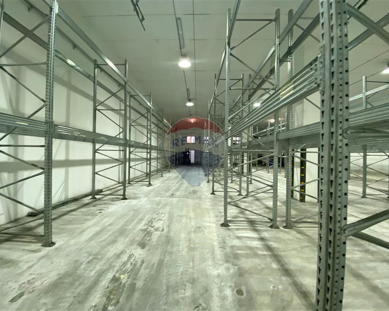Warehouse in Burmarrad - View 2