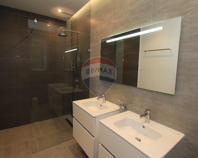 Apartment - For Rent - More