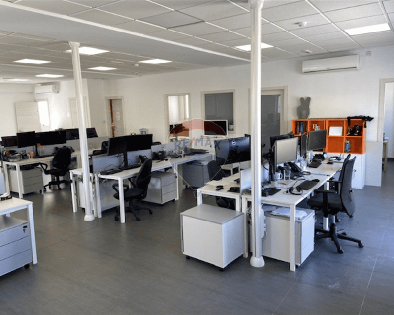 Office Space - For Rent, Sliema