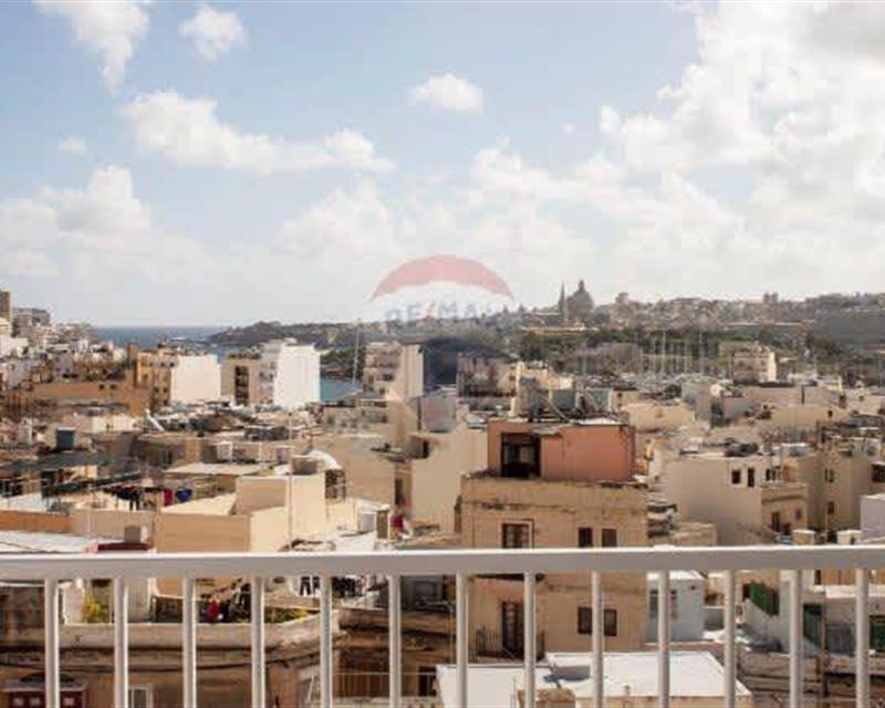 Penthouse - For Rent - View 3