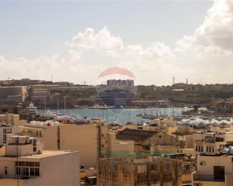 Penthouse - For Rent - View 4