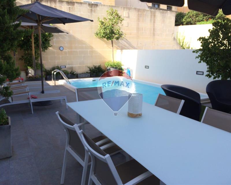 Penthouse Duplex in St Julian's