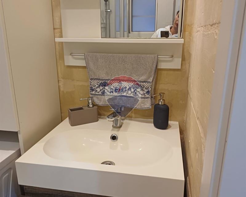 Studio Flat in Valletta - Widok 5