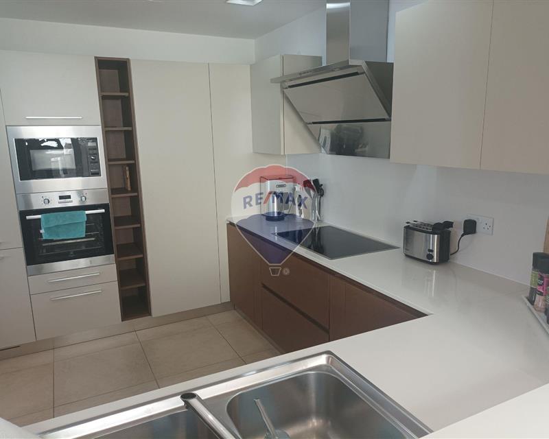 Apartment in Tas-Sliema - View 2