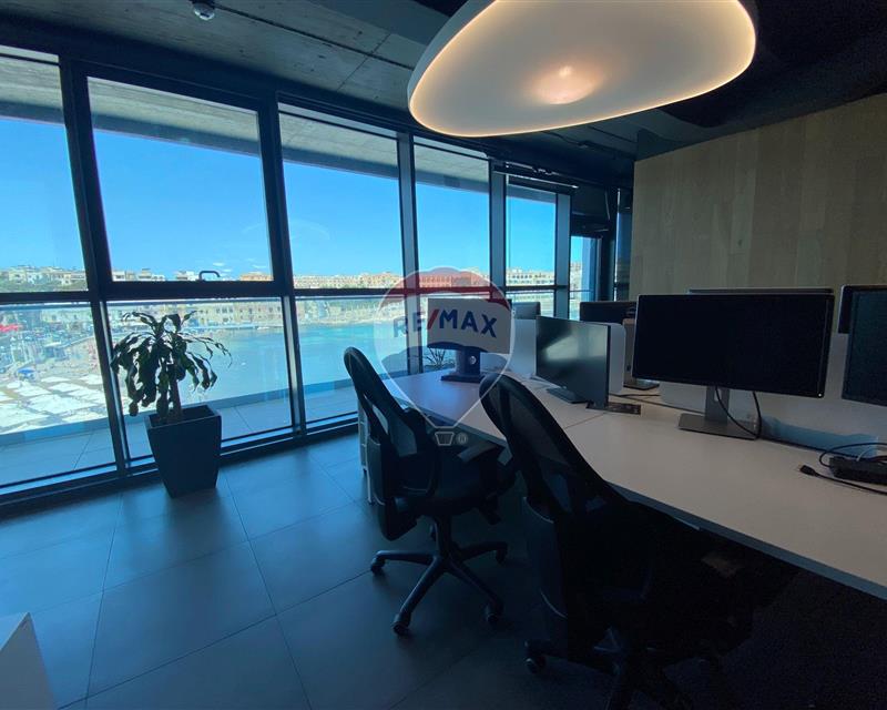 Office Space - For Rent - Veduta 2