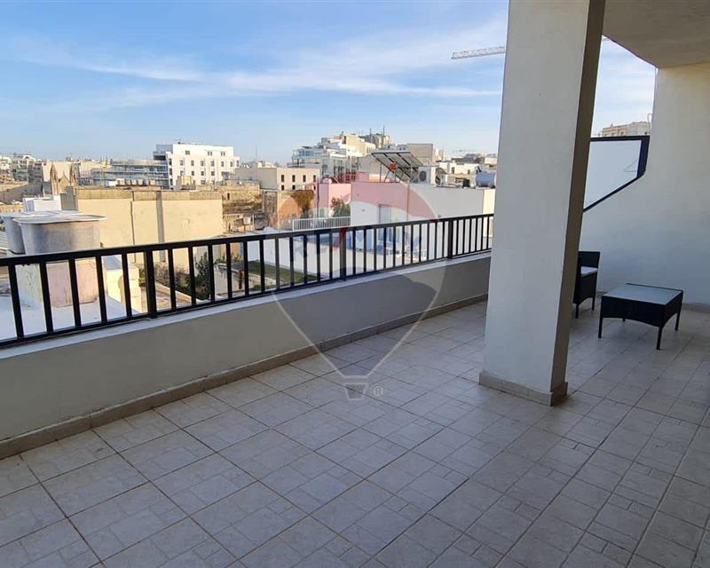 Penthouse - For Rent - View 3