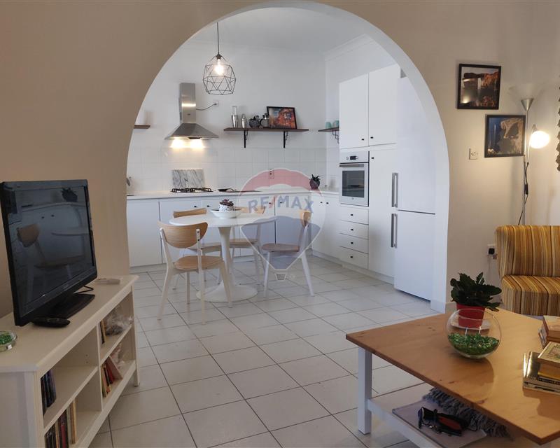 3-bed apartment