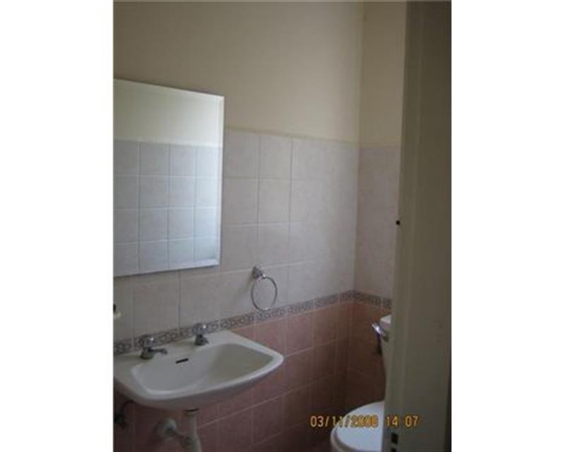 Villa Semi-detached - For Rent - Aktar