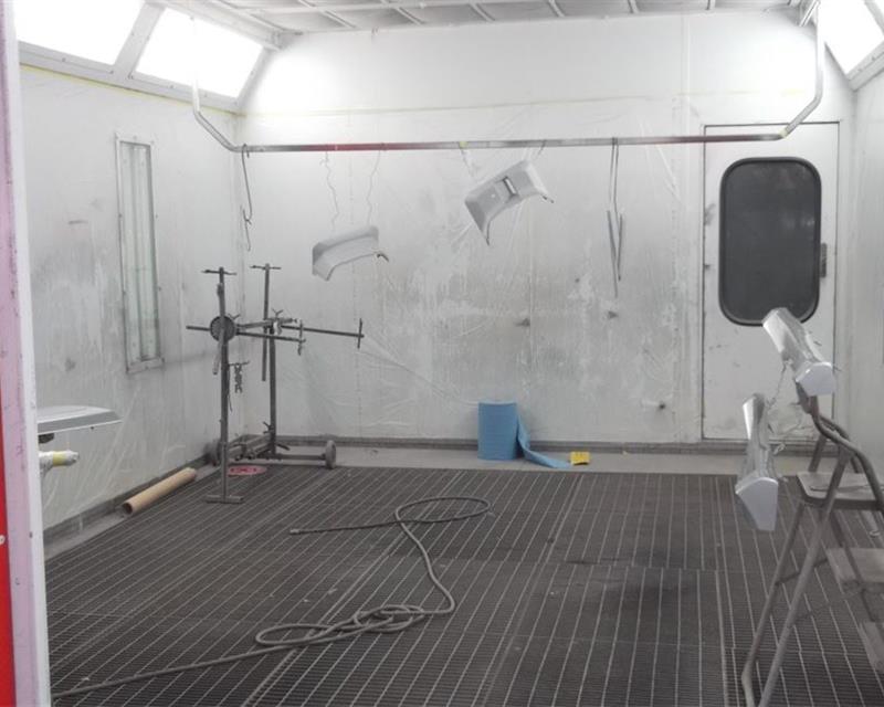 Garage (Commercial) - For Rent