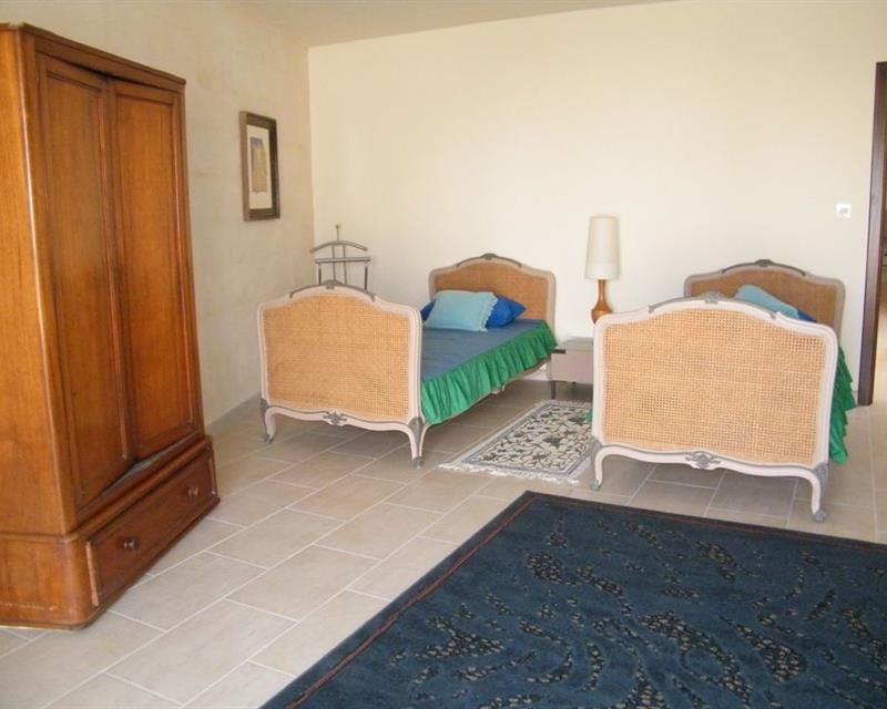 Penthouse - For Rent - Aktar