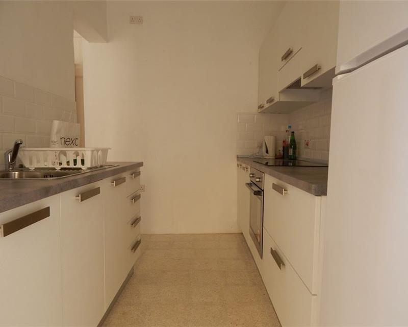 Maisonette - For Rent - View 2