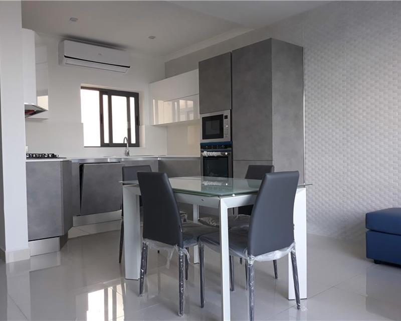 Penthouse - For Rent, Luqa