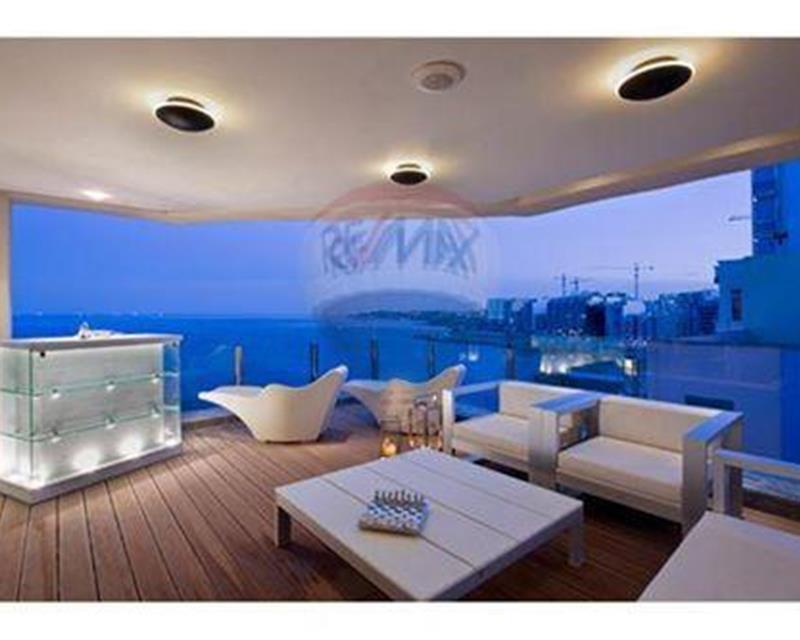 Apartament me 4 dhoma, 200 m²