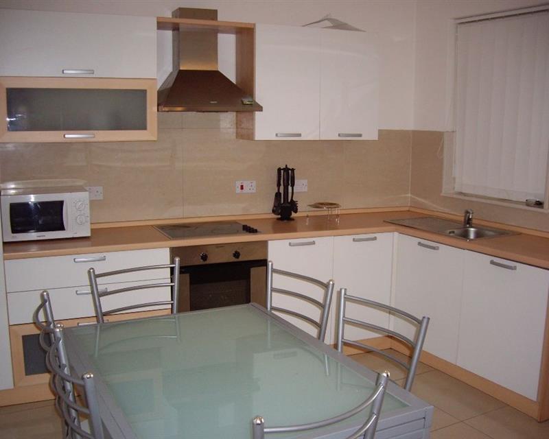 Apartment - For Rent - View 2