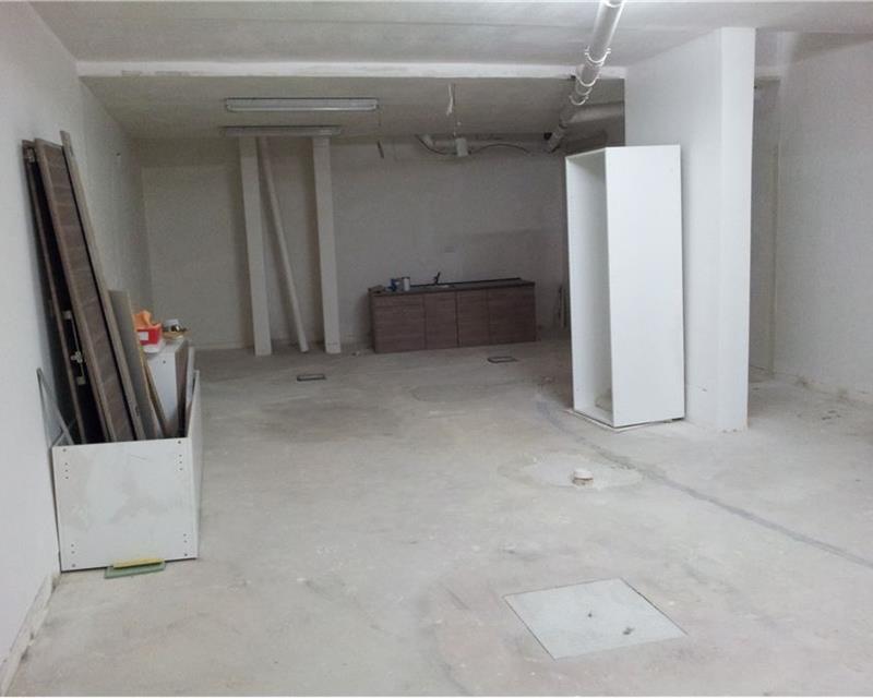Garage (Commercial) in Mosta