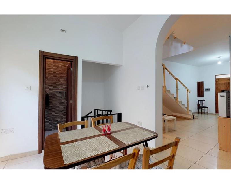 Townhouse - For Sale - View 3
