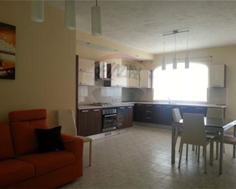 Maisonette - For Rent, Gzira