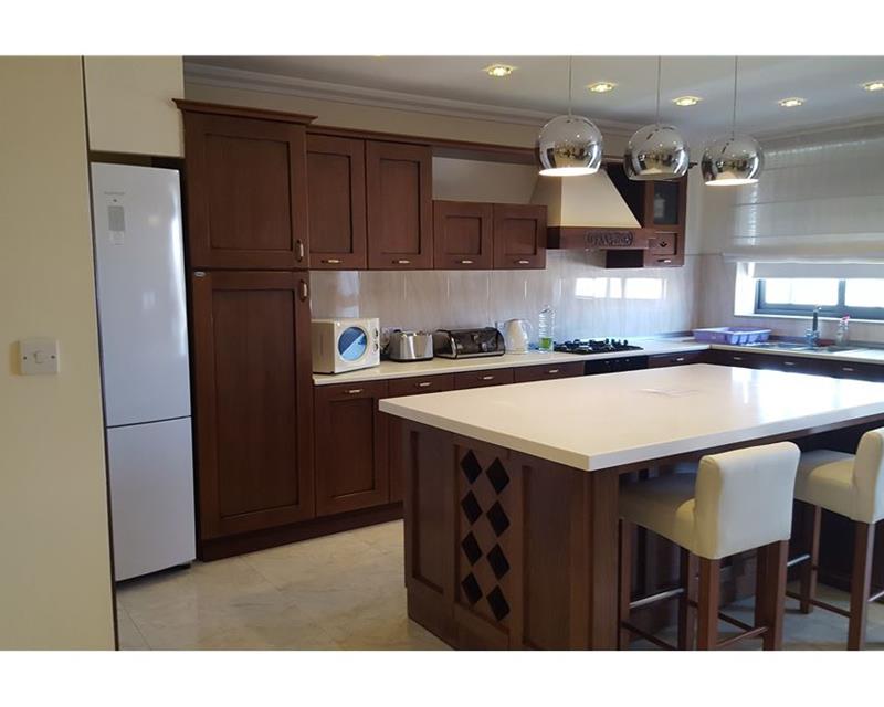 Apartment - For Rent - View 2