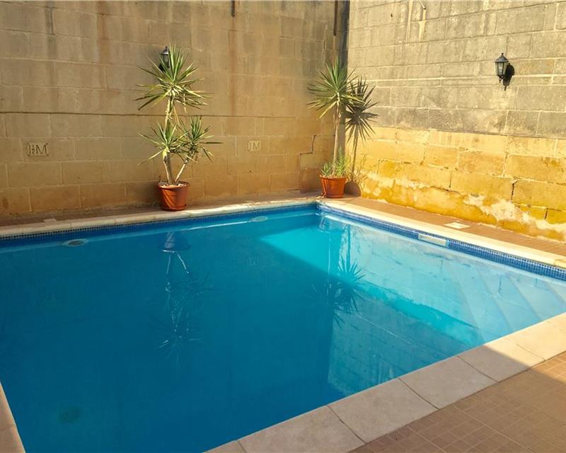 Townhouse - For Rent, Gozo - Qala