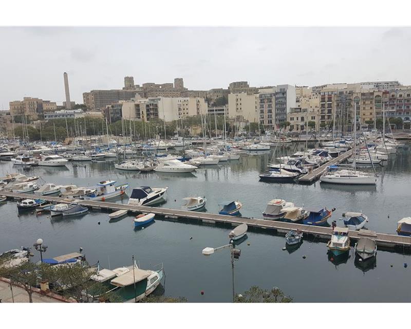 Penthouse - For Rent, Ta' Xbiex
