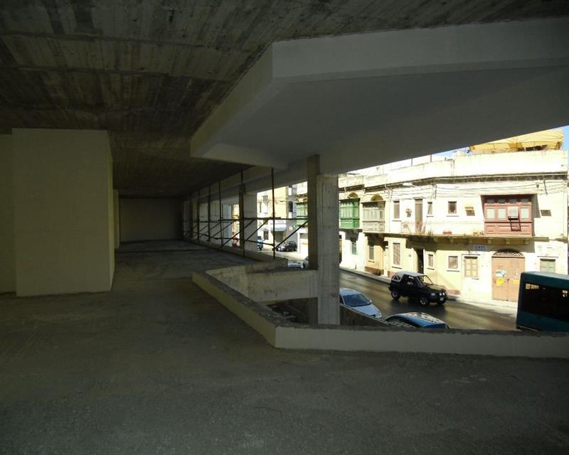 Showroom - For Rent - View 2