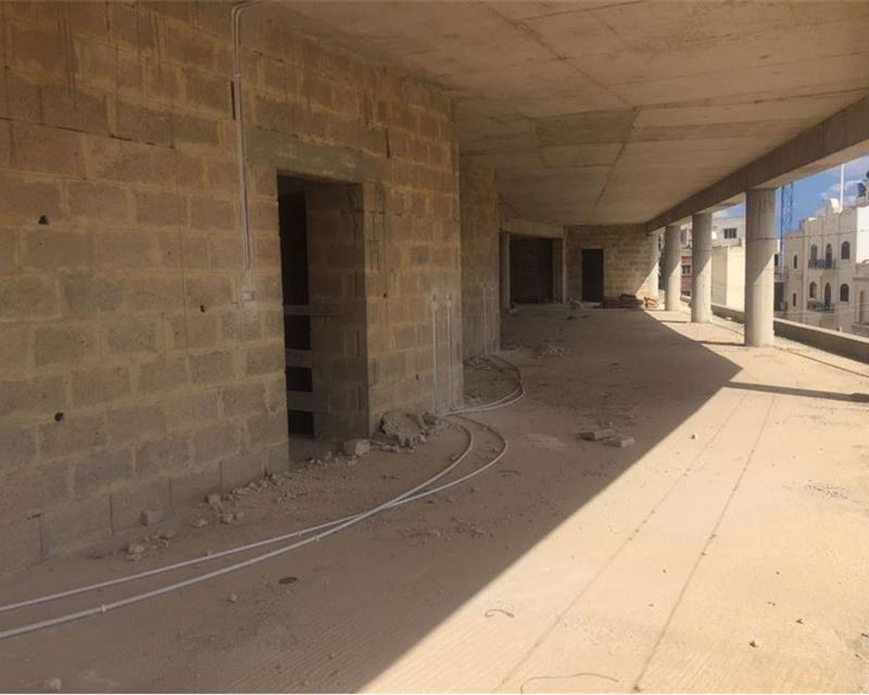 Office Space - For Rent - Veduta 2