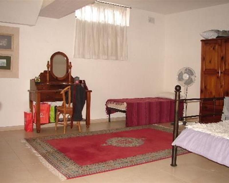 Maisonette - For Rent - View 3