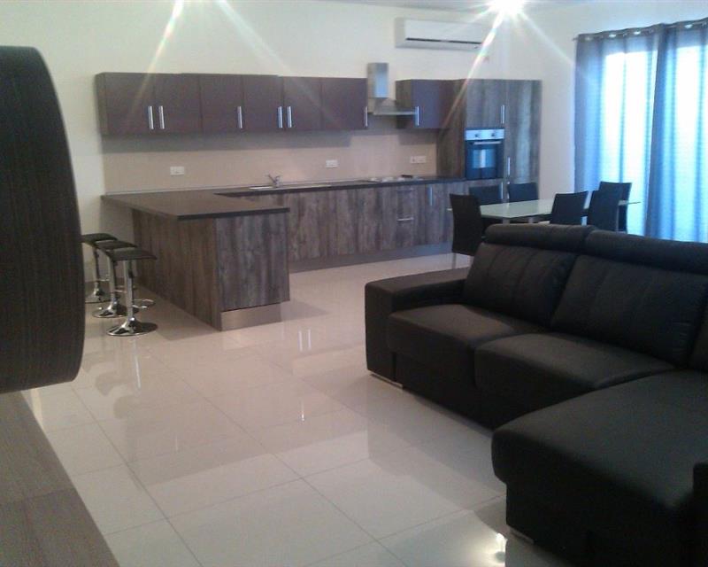 Penthouse Duplex - For Rent, Iklin