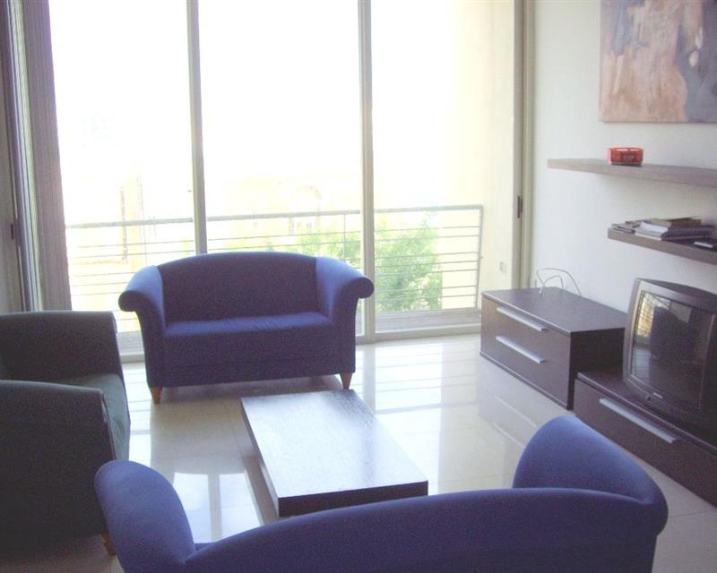 Apartment - For Rent - View 4