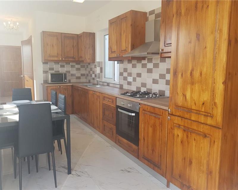 Penthouse - For Rent - View 2