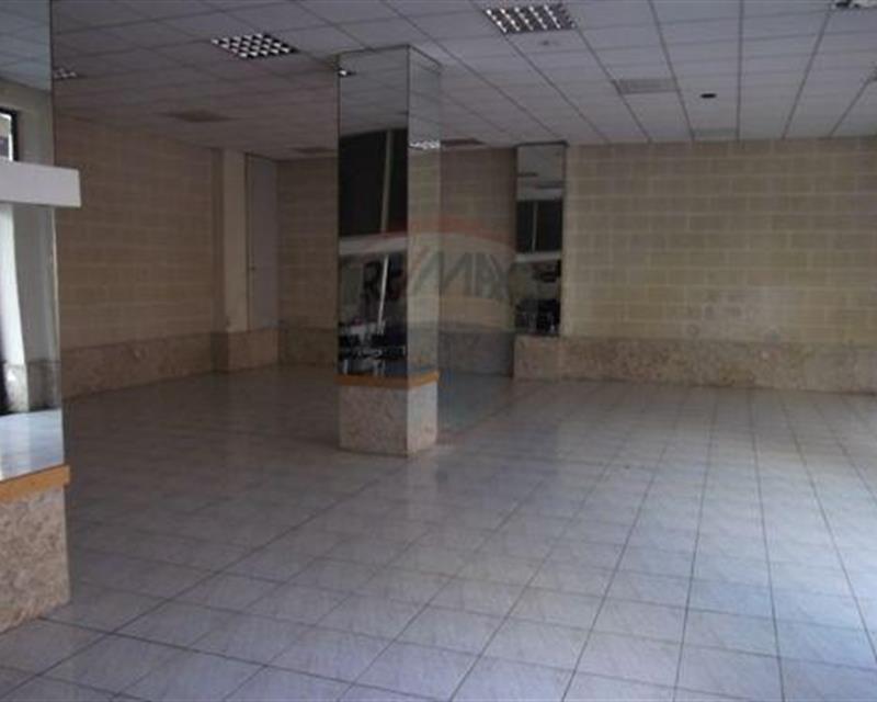 Shop - For Rent