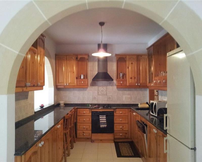 Maisonette - For Rent