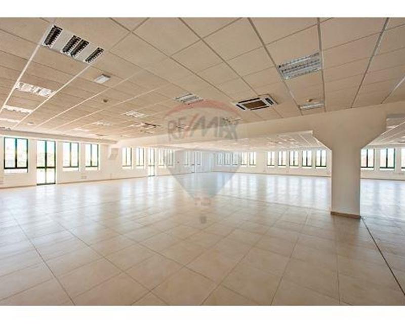 Shop - For Rent - View 5
