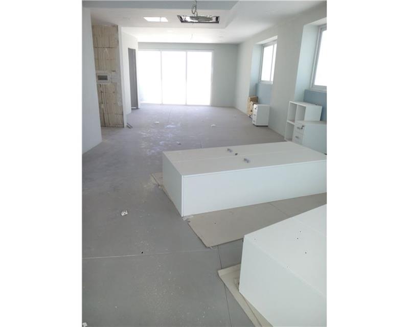 Office Block - For Rent - View 3