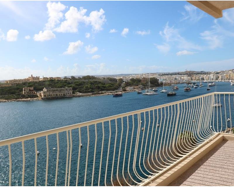 Apartment Duplex in Sliema